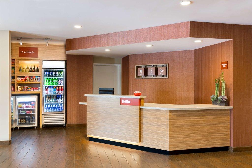 Towneplace Suites By Marriott Richmond Exterior photo