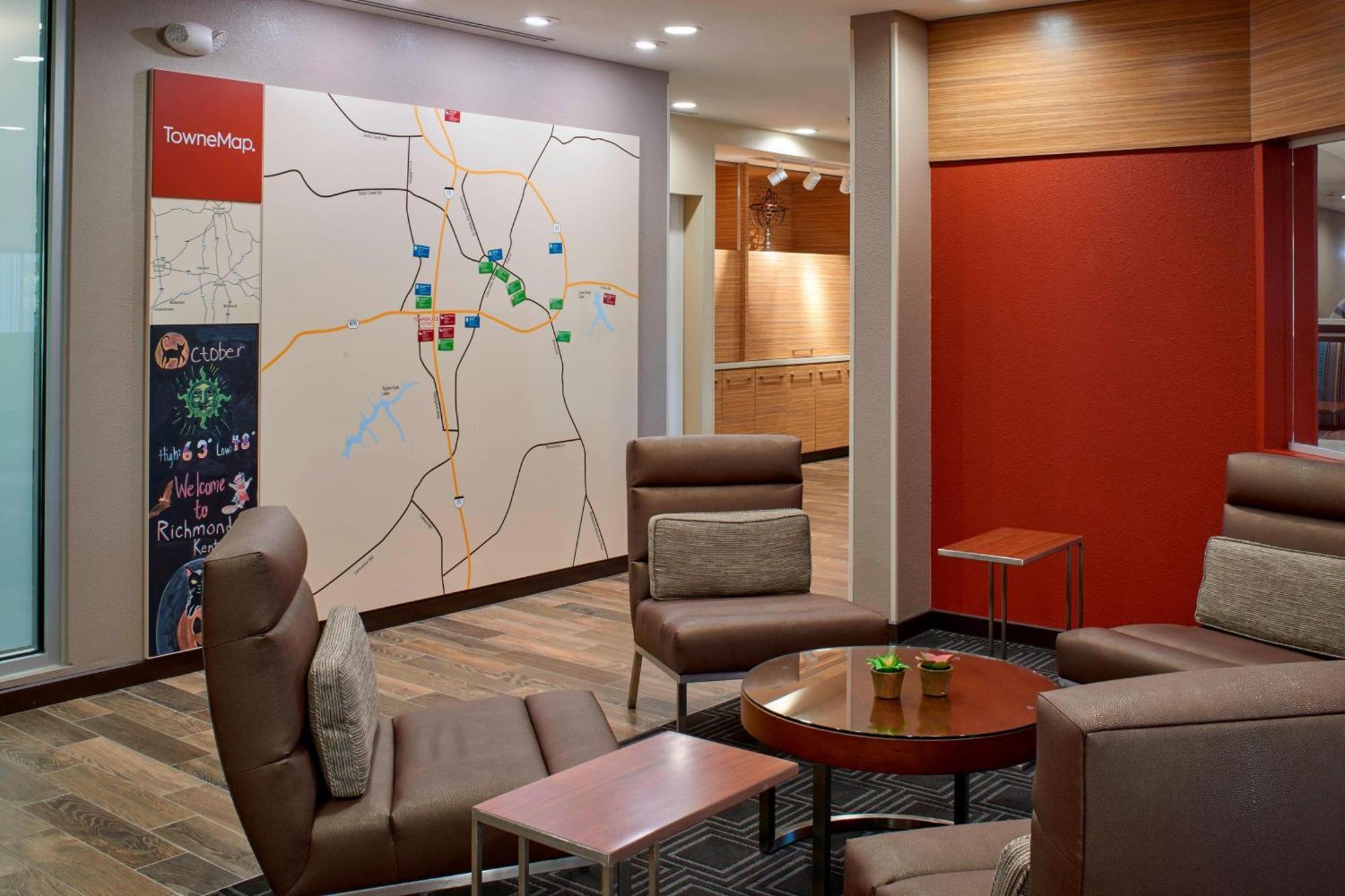 Towneplace Suites By Marriott Richmond Exterior photo