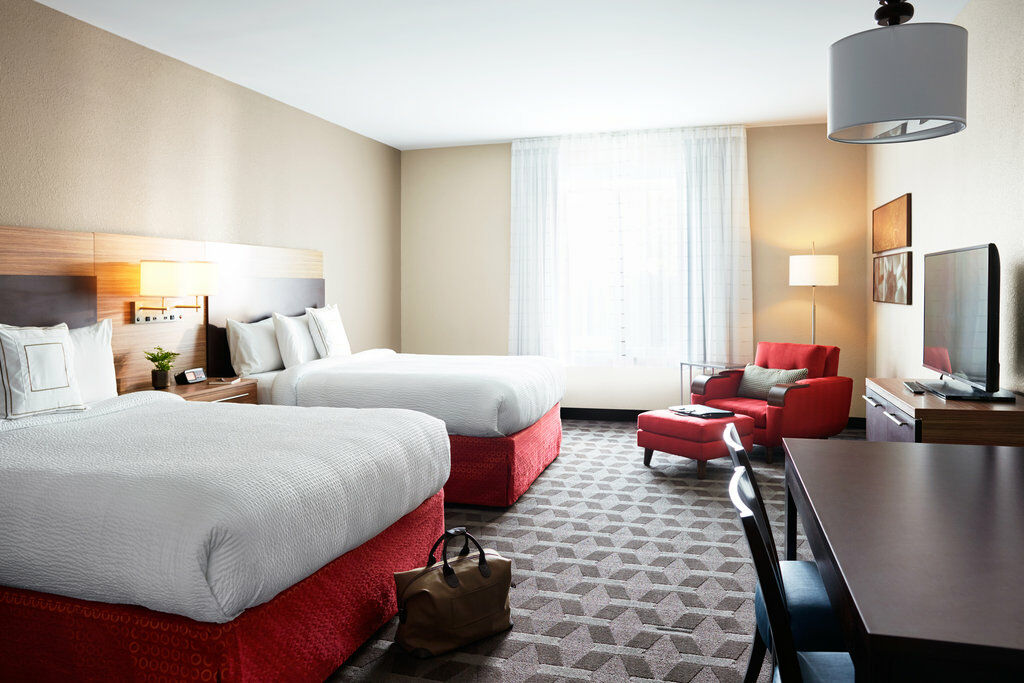 Towneplace Suites By Marriott Richmond Exterior photo