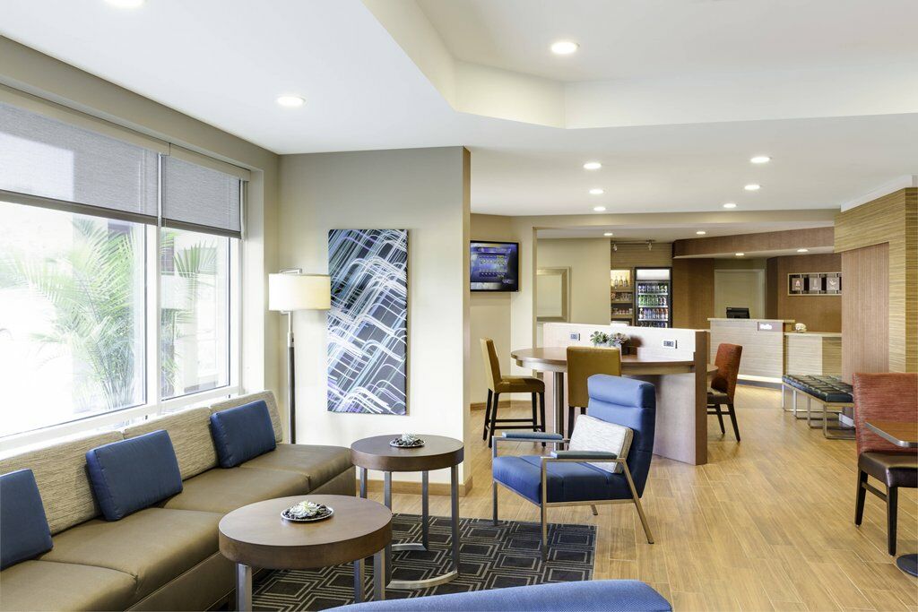 Towneplace Suites By Marriott Richmond Exterior photo